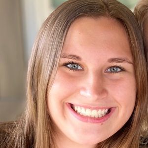 Meet your Posher, Felicity